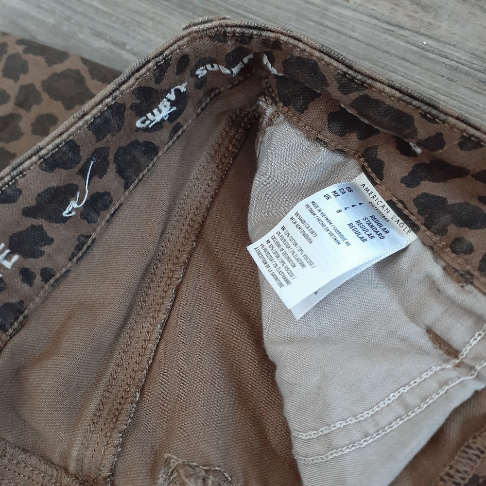 American Eagle Curvy Super High Rise Jeggings - Picture 2 of 8
